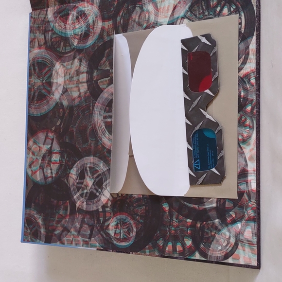 Wheels 3D book Sports Illustrated Kids by Klutho 1 pair of 3D glasses included - Picture 2 of 7